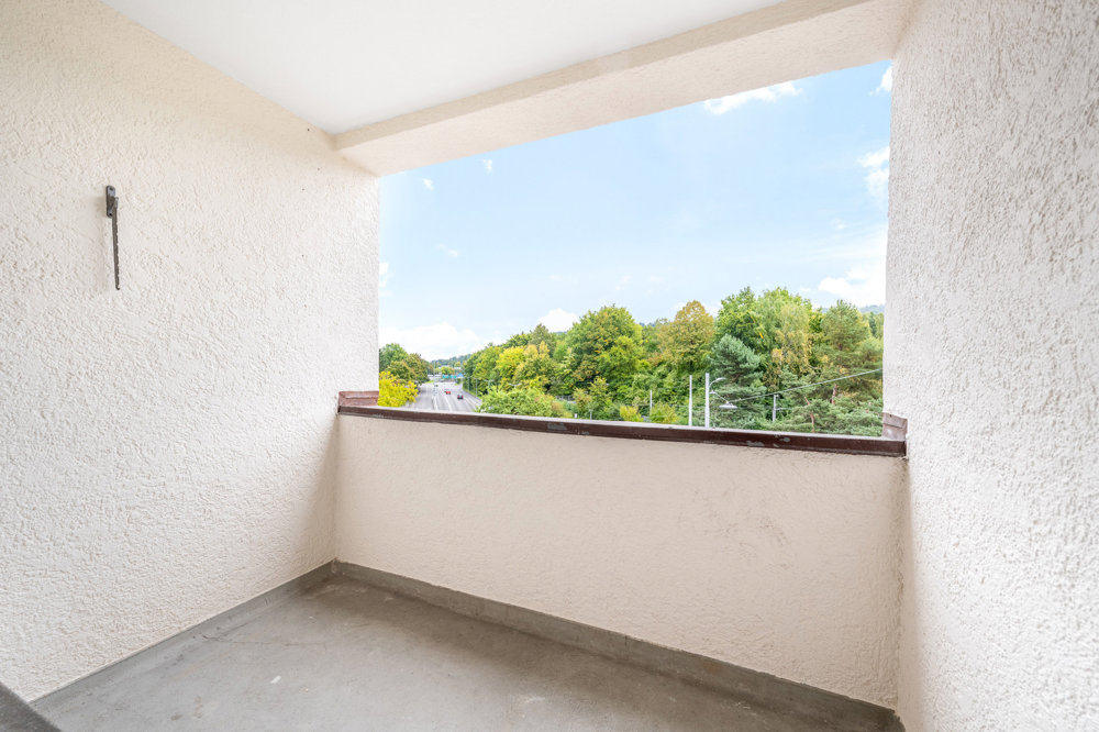 3 rooms Apartment for rent in Zurich - image 1/13