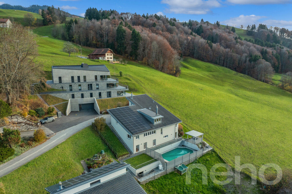 Casa di 9 locali in vendita a La Roche FR - immagine 1/12