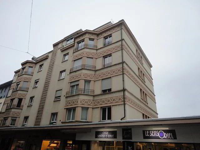 null rooms Office & Commercial for rent in Montreux - image 1/7