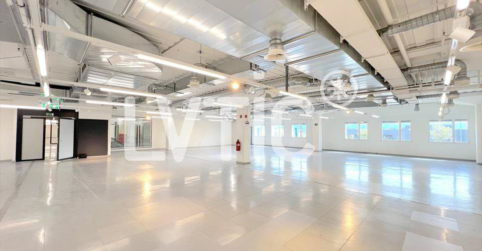 null rooms Office & Commercial for rent in Etoy - image 1/8
