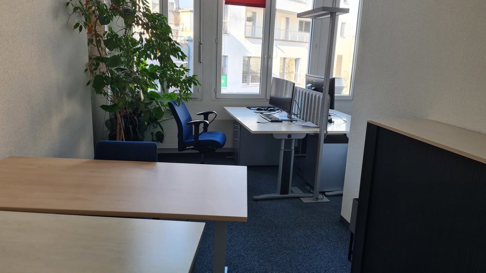 null rooms Office & Commercial for rent in Basilea - image 1/9