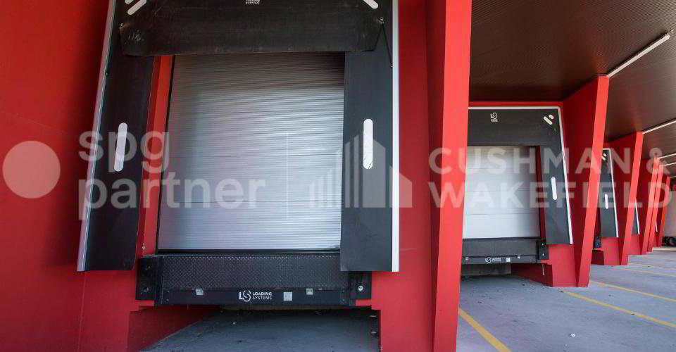 null rooms Office & Commercial for rent in Meyrin - image 1/13