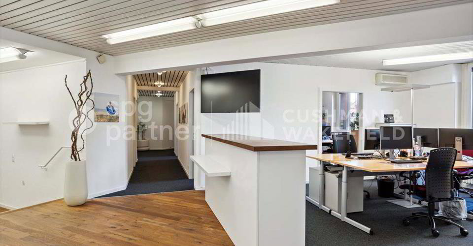 Bureau & Commerce null pièces à louer à Lausanne - image 1/13