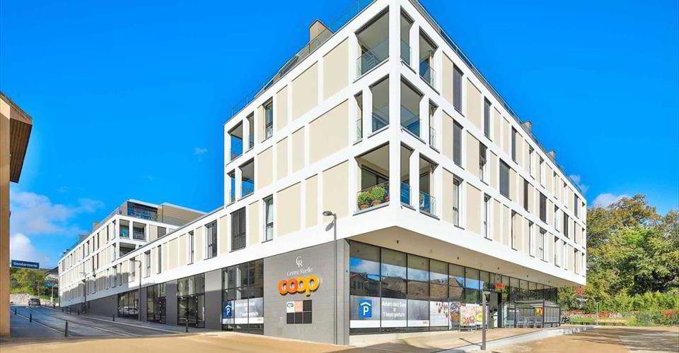null rooms Office & Commercial for rent in Rolle - image 1/9