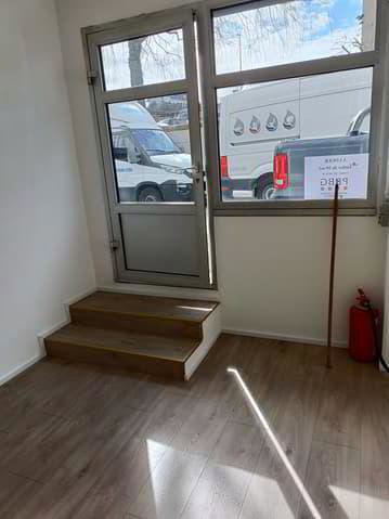 Bureau & Commerce 1 pièces à louer à Préverenges - image 1/4