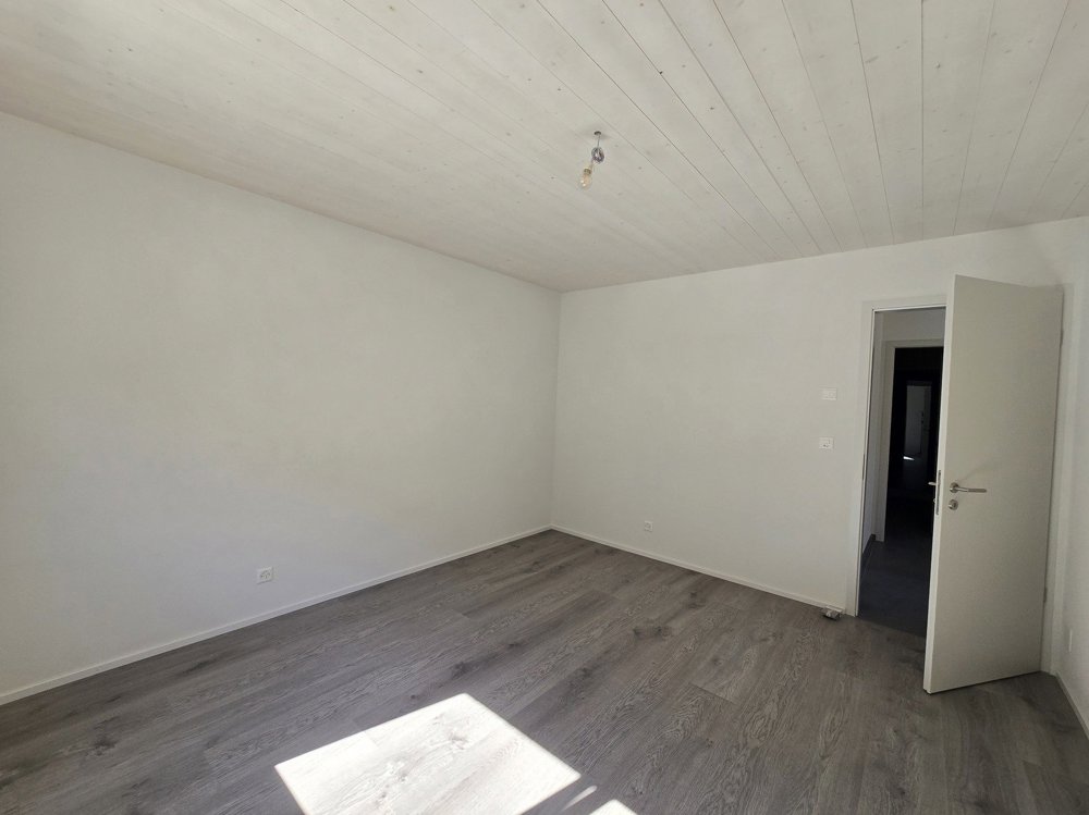Casa di 4 locali in vendita a Martigny - immagine 1/13