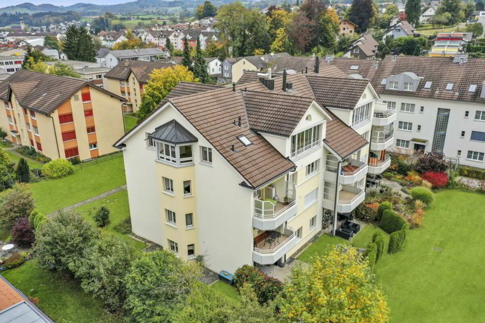 Appartement 4 pièces à acheter à Flawil - image 1/13