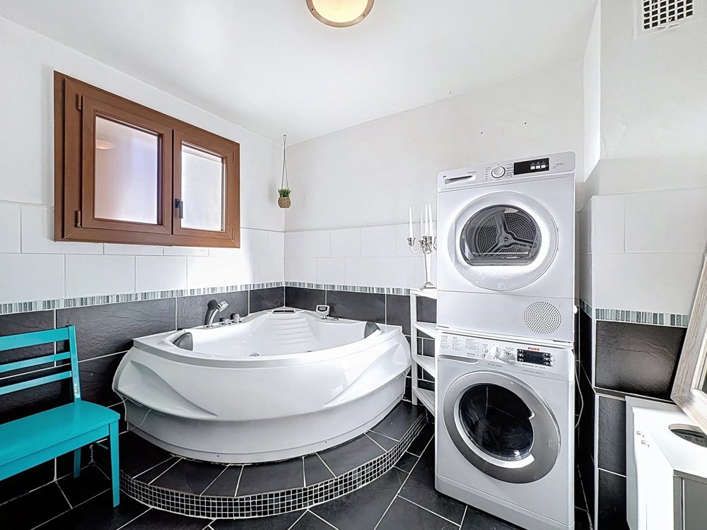 Casa di 7 locali in vendita a Thyon - immagine 1/13