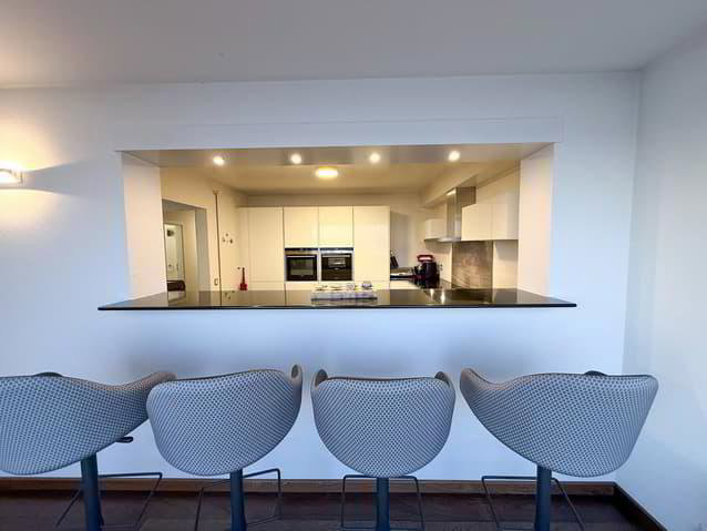 Appartement 6.5 pièces à louer à Neuchâtel - image 1/13