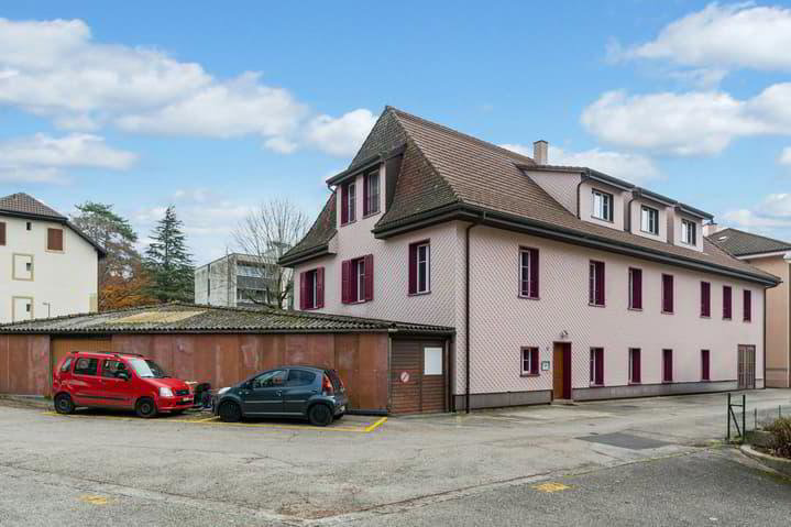 Maison 15 pièces à acheter à Boudry - image 1/13