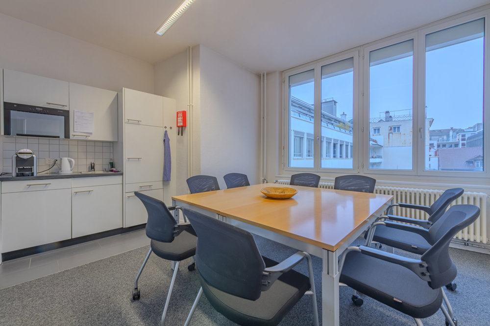 Ufficio & Commercio di null locali in affitto a Bienne - immagine 1/9