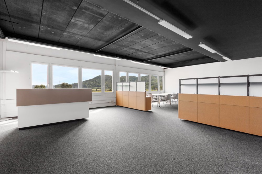 Bureau & Commerce null pièces à louer à Oberentfelden - image 1/3