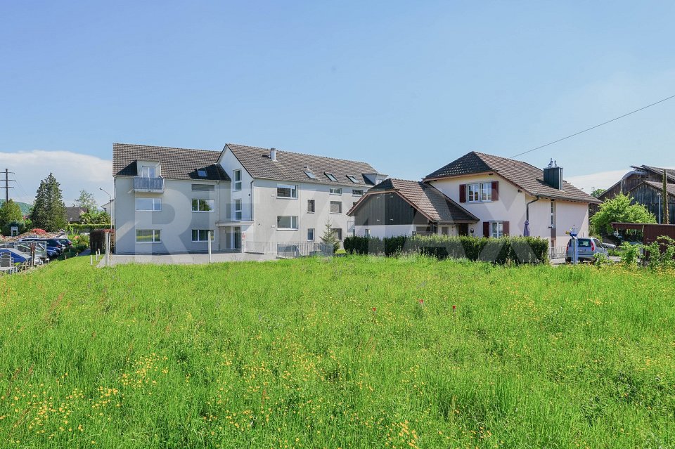 Appartement 3.5 pièces à acheter à Oeschgen - image 1/8