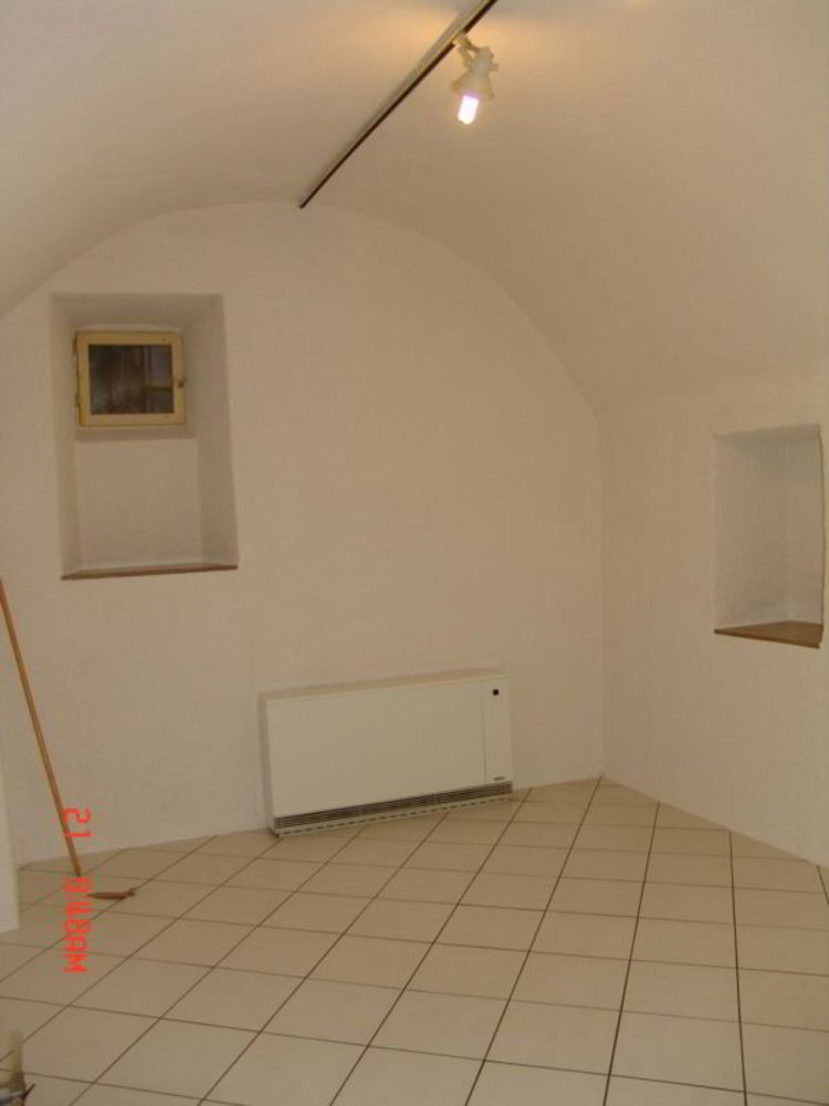 Bureau & Commerce null pièces à louer à Soletta - image 1/5