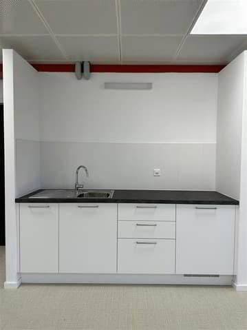 Bureau & Commerce 1 pièces à louer à Romanel-sur-Lausanne - image 1/3