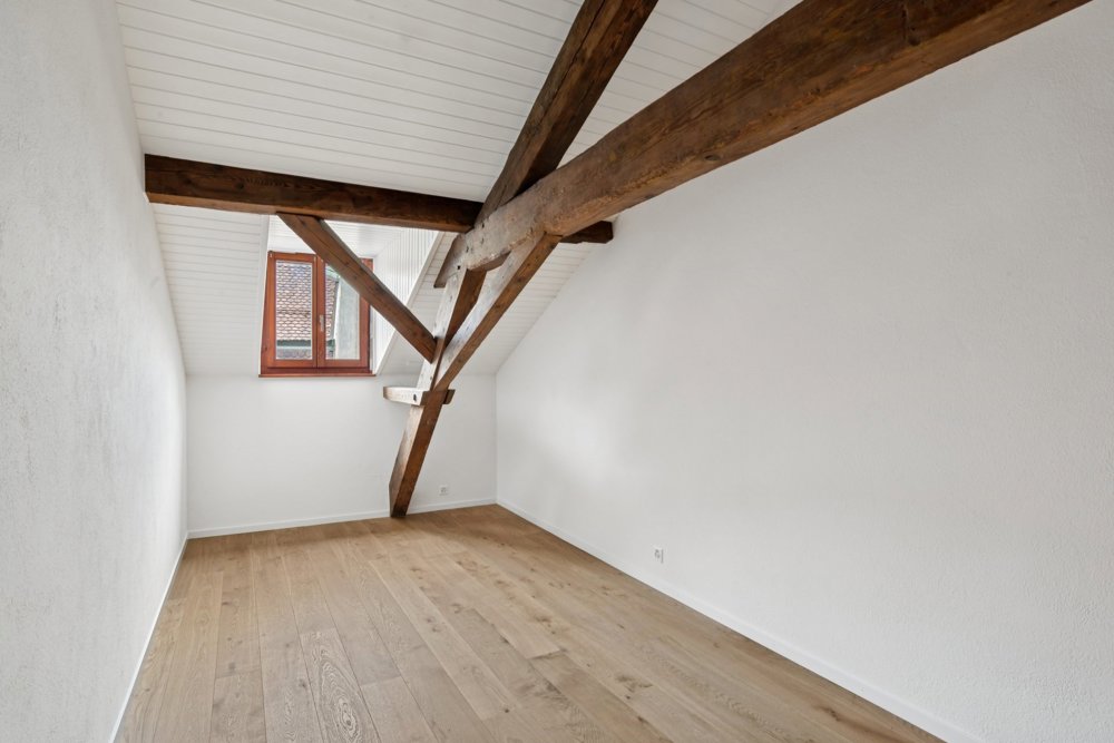 4 Zimmer Wohnung zu vermieten in Lausanne - Bild 1/10