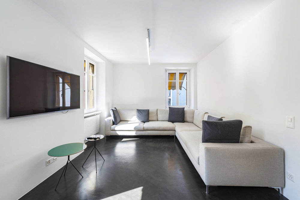 3 rooms Apartment to buy in Lugano - image 1/13