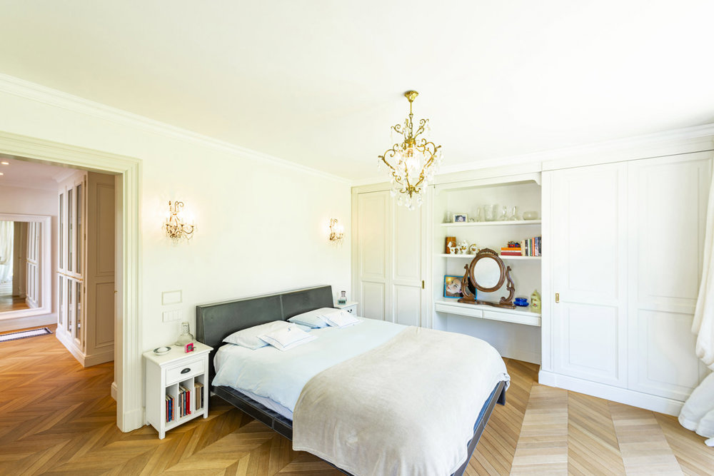 Casa di 8 locali in vendita a Origlio - immagine 1/13