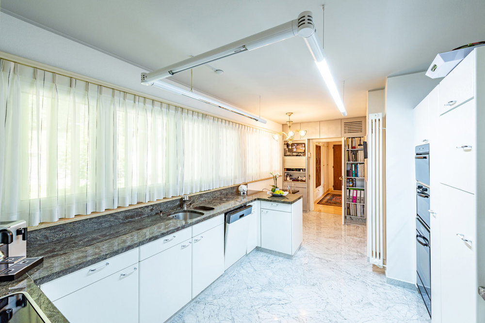 Casa di 14 locali in vendita a Agno - immagine 1/13