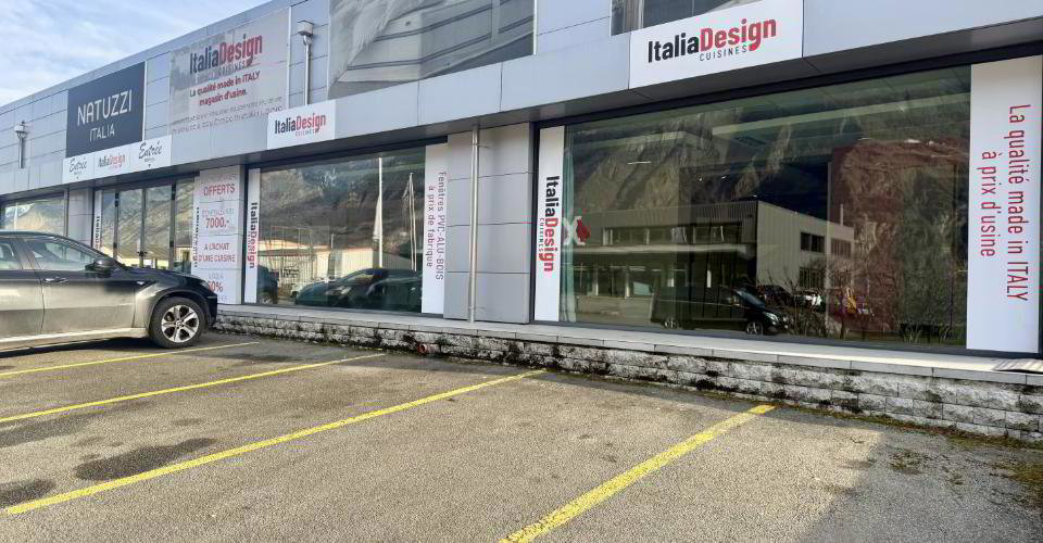 Ufficio & Commercio di null locali in affitto a Saxon - immagine 1/3