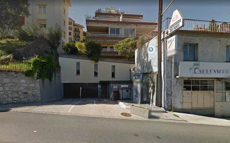 Parking, garage null pièces à louer à Neuchâtel - image 1/1