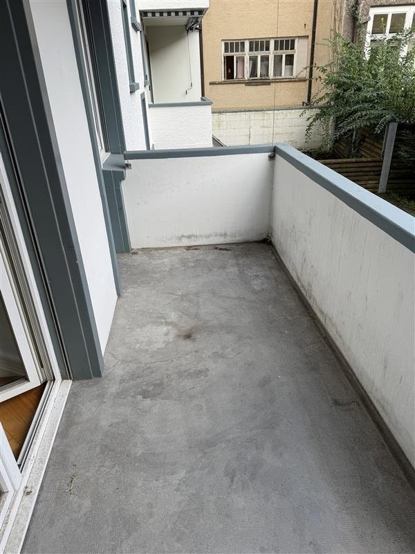 3 rooms Apartment for rent in Basilea - image 1/8