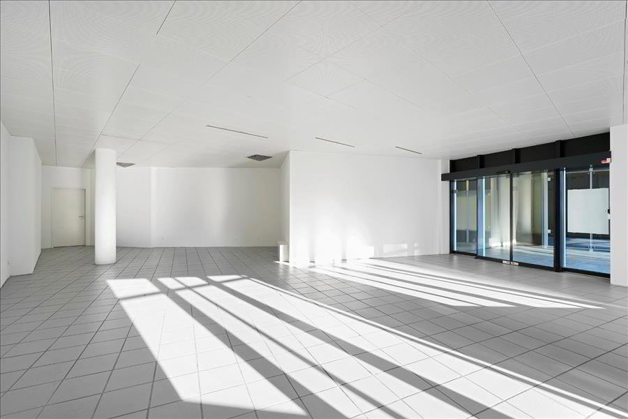 null rooms Office & Commercial for rent in Basel - image 1/8
