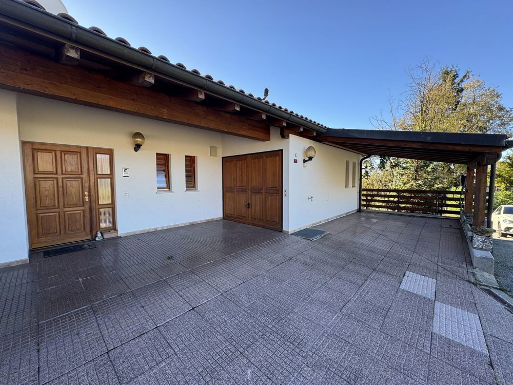 5.5 Zimmer Haus zum verkaufen in Cadro - Bild 1/16