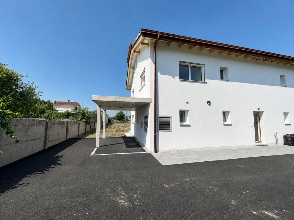 4 rooms House to buy in Payerne - image 1/11
