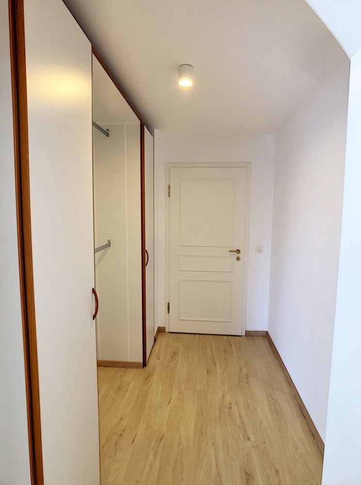 5 Zimmer Wohnung zu vermieten in Oron-la-Ville - Bild 1/13