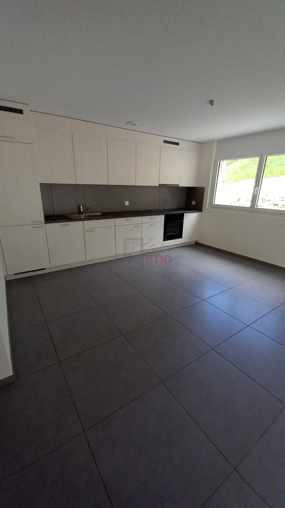 Appartement 3 pièces à louer à Couvet - image 1/6
