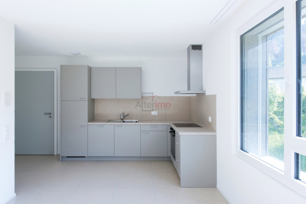 Appartement 2 pièces à louer à Les Brenets - image 1/12