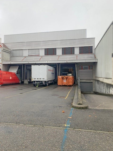 null Zimmer Büro zu vermieten in Satigny - Bild 1/3