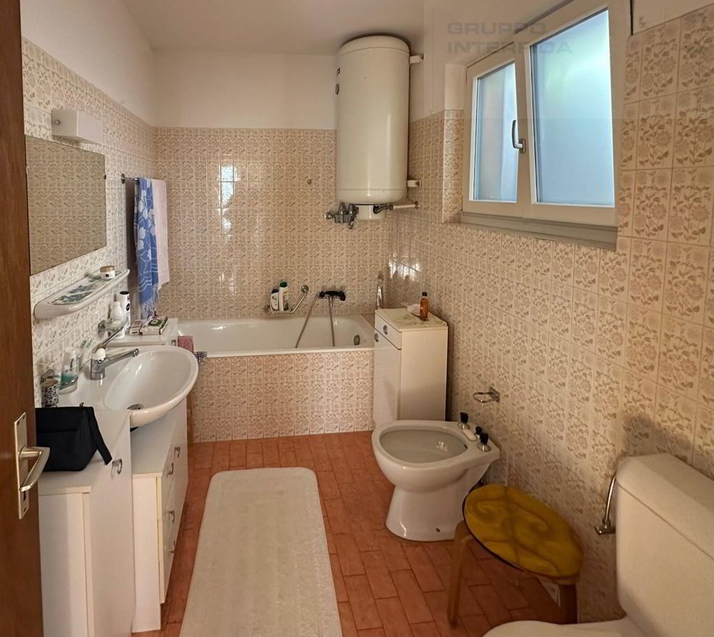 Casa di 3.5 locali in vendita a Muggio - immagine 1/12