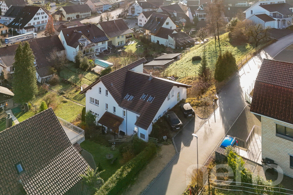 Casa di 11.5 locali in vendita a Herznach - immagine 1/12