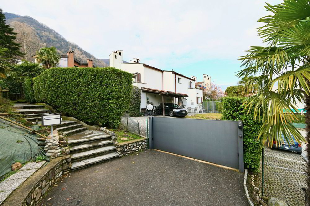 Maison 5.5 pièces à acheter à Riva San Vitale - image 1/21