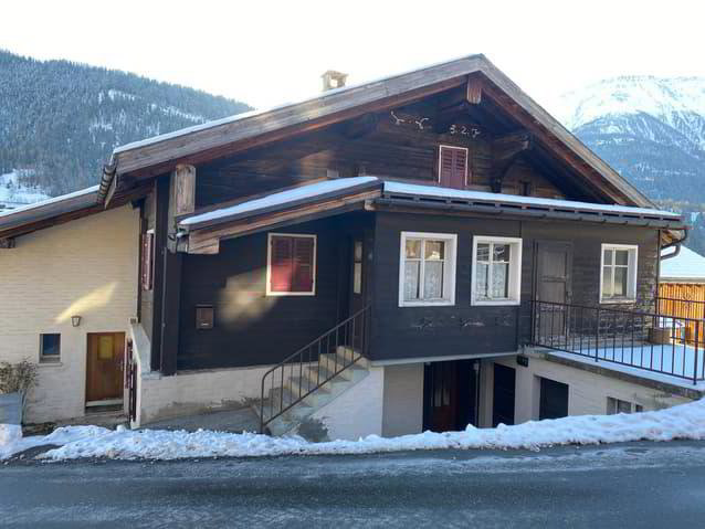 4.5 rooms Apartment to buy in Fiesch - image 1/4
