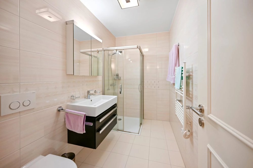 Appartement 4 pièces à acheter à Veytaux - image 1/10