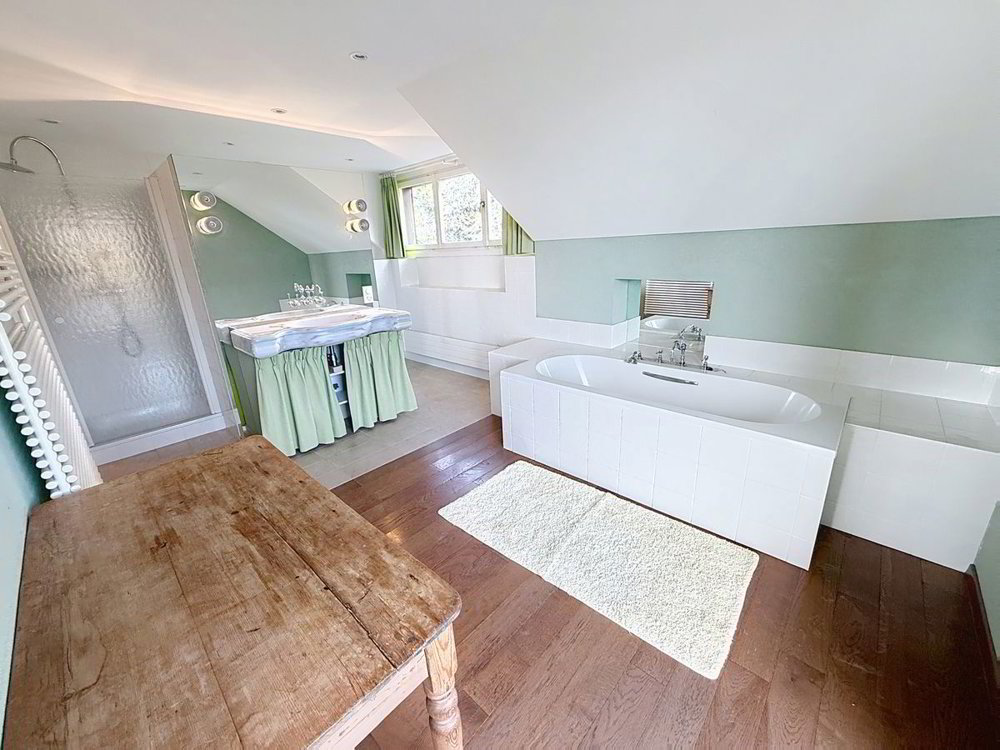 Casa di 8 locali in vendita a St-Légier-La Chiésaz - immagine 1/13