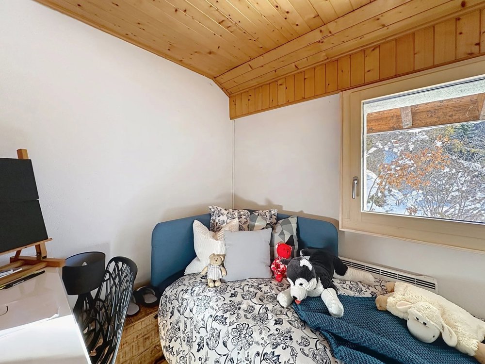 3 rooms House to buy in Collonges - image 1/13