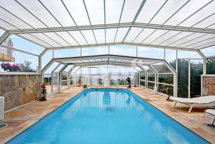 8.5 rooms House to buy in Bevaix - image 1/8