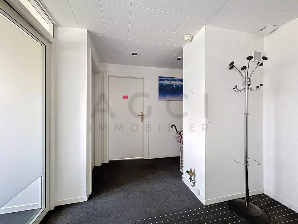 null Zimmer Büro zu vermieten in Genève - Bild 1/9