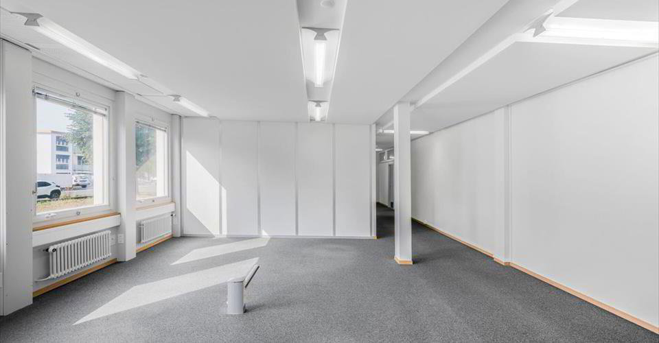 Bureau & Commerce null pièces à louer à Peseux - image 1/11