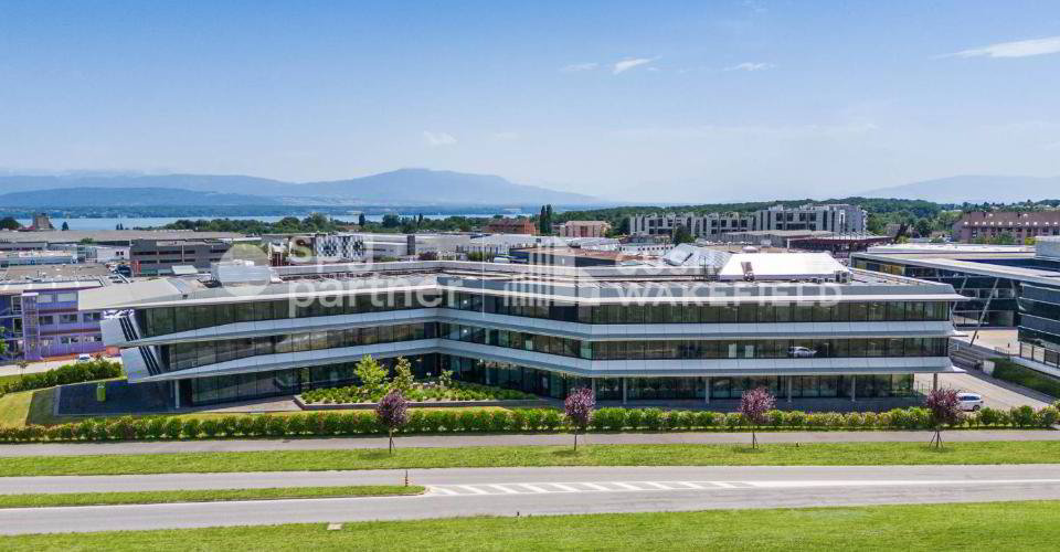 Bureau & Commerce null pièces à louer à Nyon - image 1/8