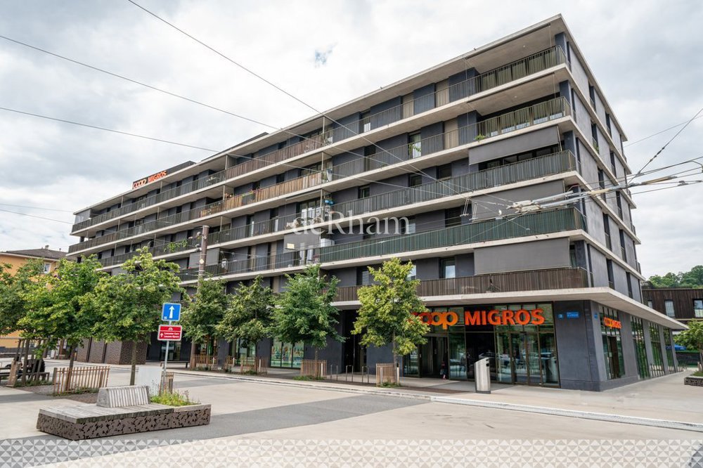 Appartamento di 4 locali in affitto a Losanna - immagine 1/9