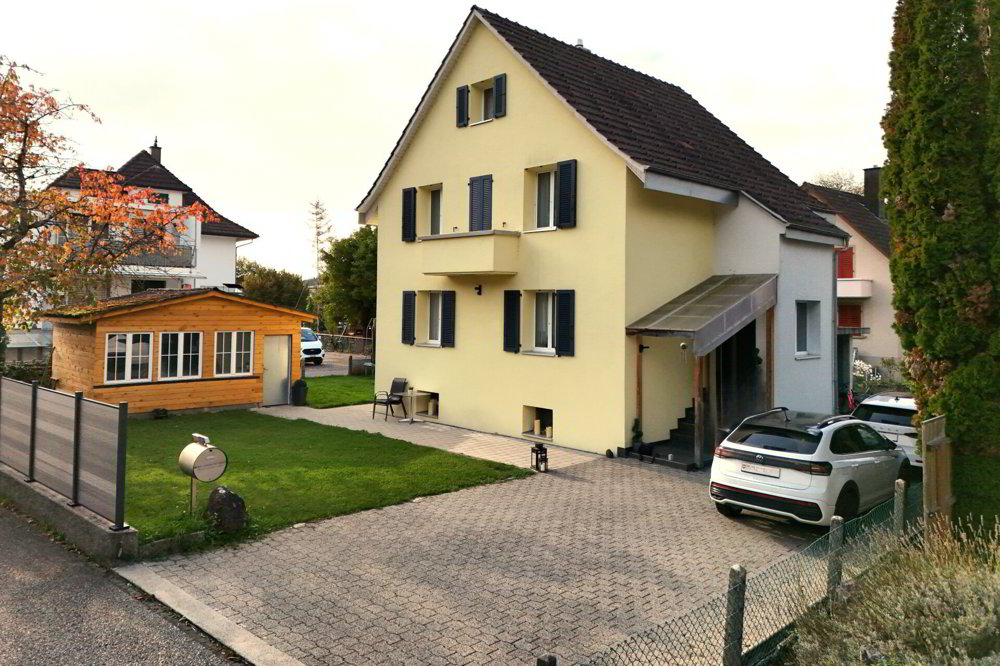 Maison 6 pièces à louer à Murgenthal - image 1/9