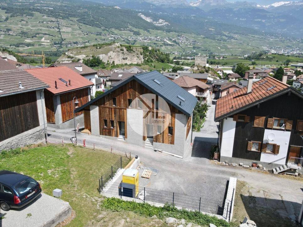 Casa di 3 locali in vendita a Chalais - immagine 1/12