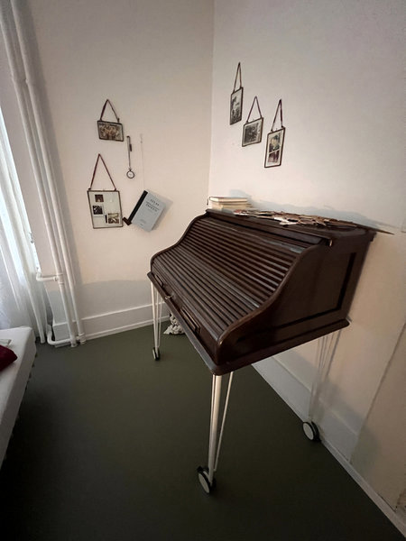 2 ZI-WOHNUNG IN BERN - ALTSTADT, MÖBLIERT, TEMPORÄR - Mehr