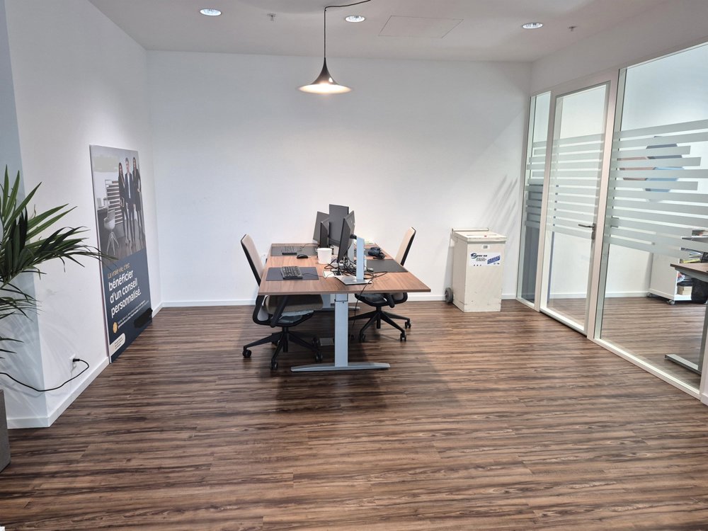 Bureau & Commerce null pièces à louer à Morges - image 1/6