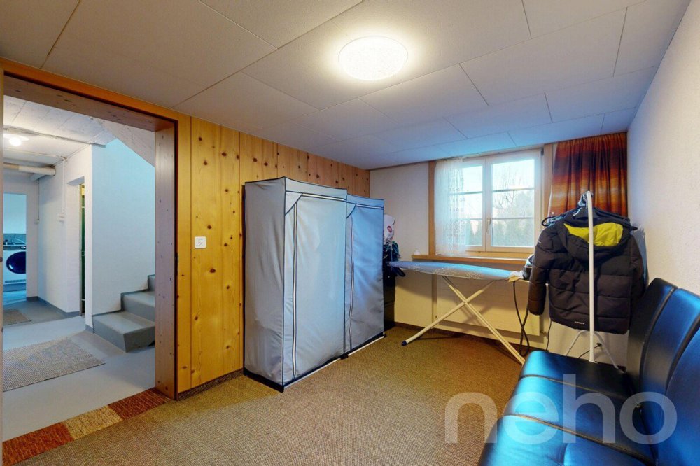 Maison 6.5 pièces à acheter à Wangs - image 1/12
